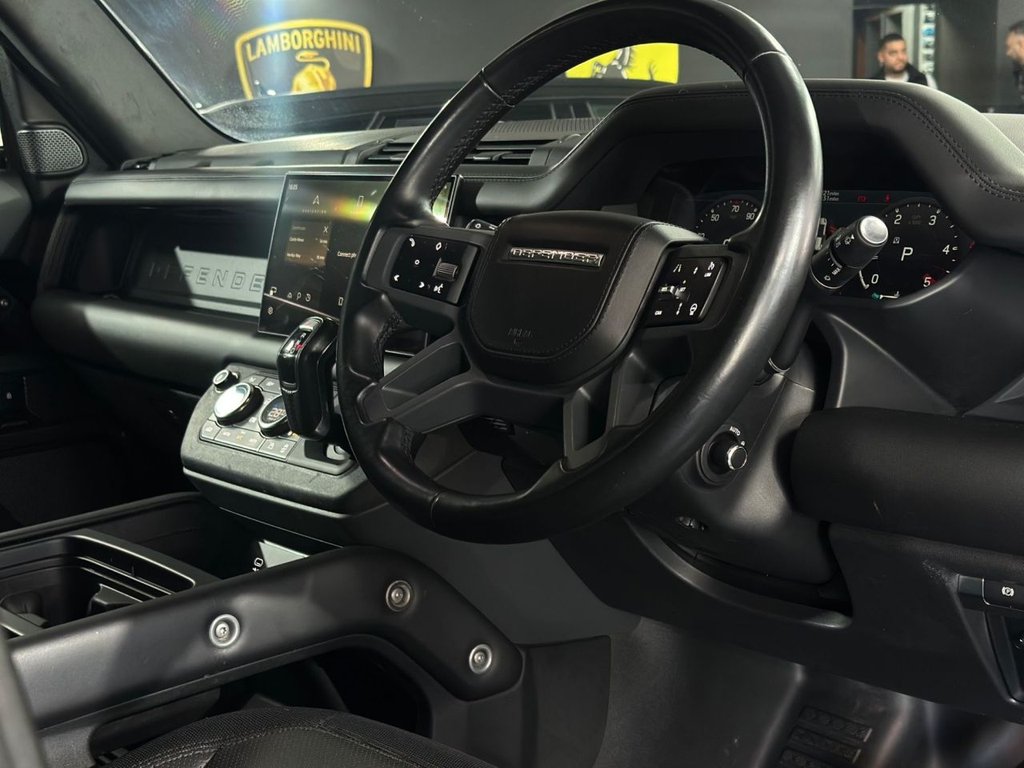 Used Land Rover Defender 2022 for sale - 77936997: Photo 11