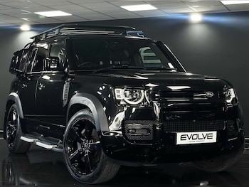 Used Land Rover Defender 2022 for sale - 77936997: Photo