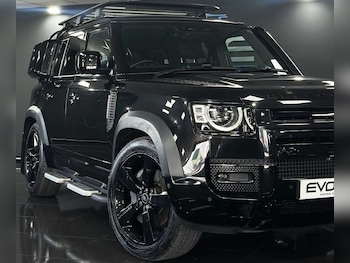 Used Land Rover Defender 2022 for sale - 77936997: Photo