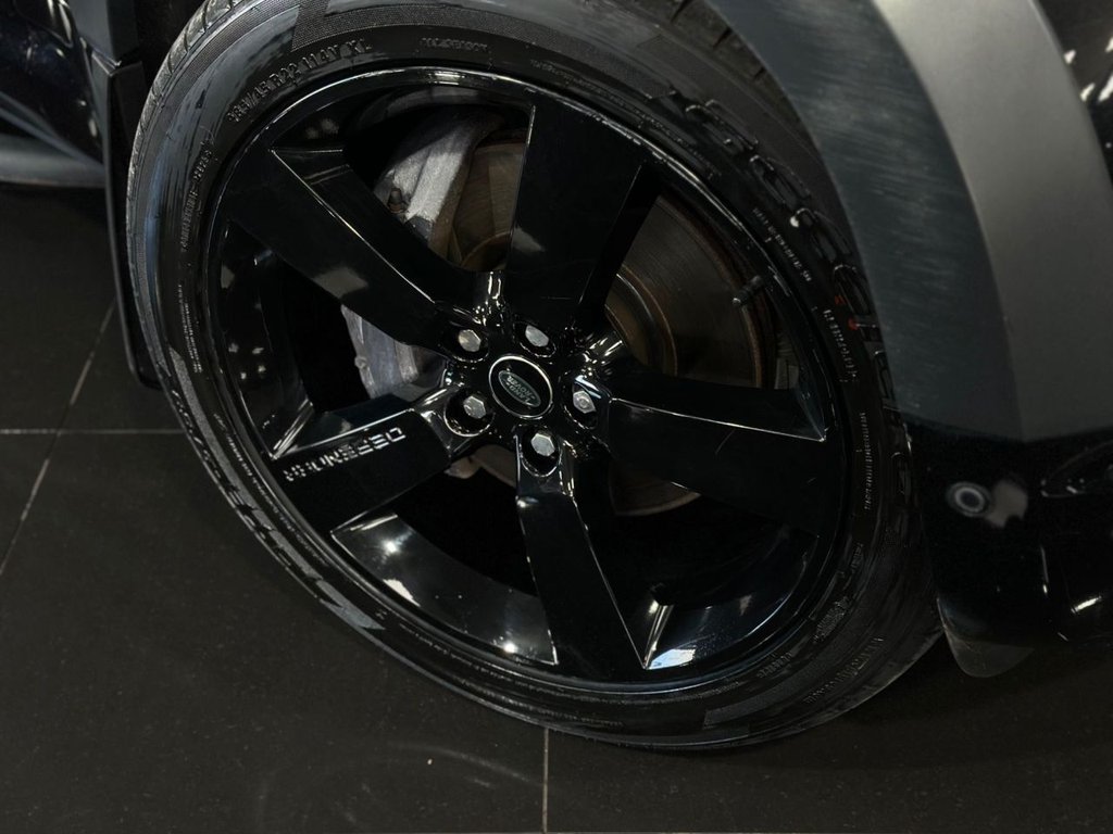 Used Land Rover Defender 2022 for sale - 77936997: Photo 8