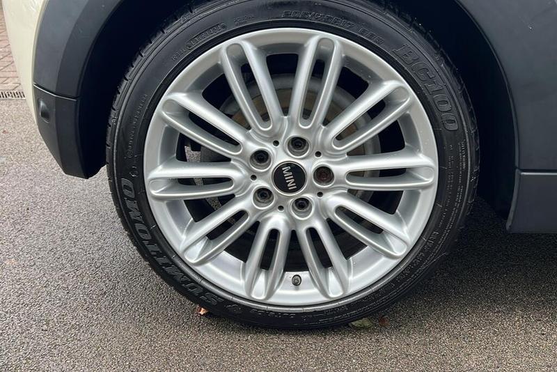 Used MINI Convertible 2020 for sale - 77513610: Photo 11