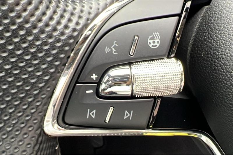 Used Skoda Karoq 2023 for sale - 77178305: Photo 29