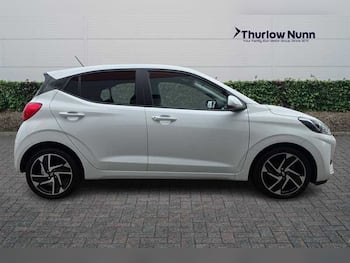 Used Hyundai i10 2021 for sale - 79728905: Photo