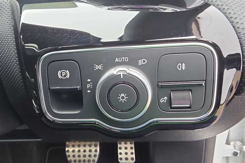 Used Mercedes-Benz CLA 2021 for sale - 78172839: Photo 32