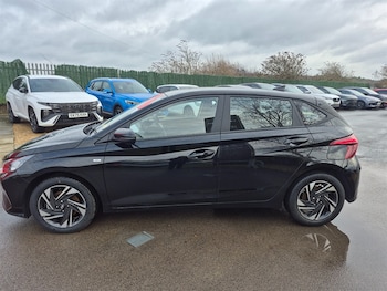 Used Hyundai i20 2022 for sale - 77146999: Photo