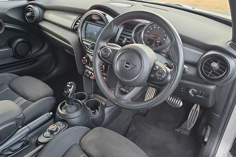 Used MINI Hatch 2020 for sale - 77471298: Photo 10