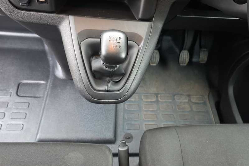 Used Vauxhall Vivaro 2023 for sale - 77513249: Photo 14