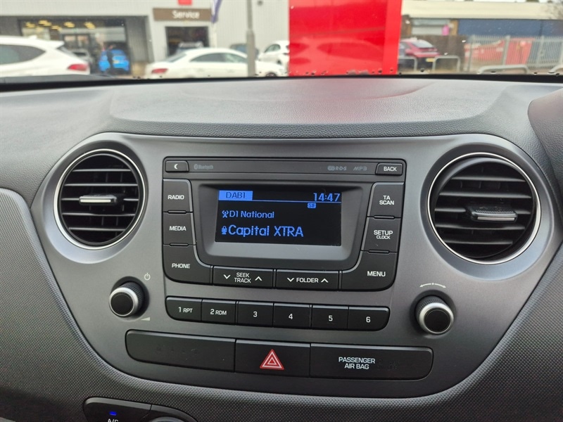 Used Hyundai i10 2019 for sale - 77218999: Photo 11