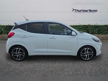 Used Hyundai i10 2020 for sale - 77685958: Photo