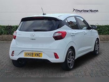 Used Hyundai i10 2020 for sale - 77685958: Photo