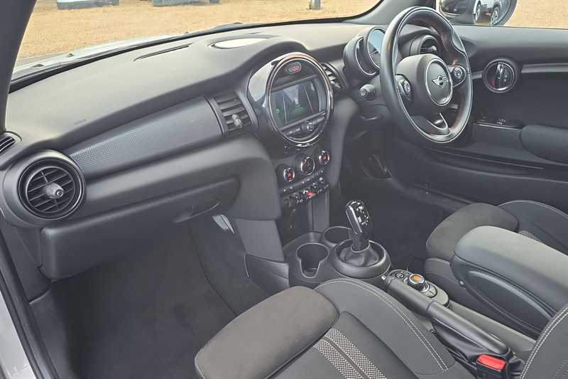 Used MINI Hatch 2020 for sale - 77512972: Photo 13