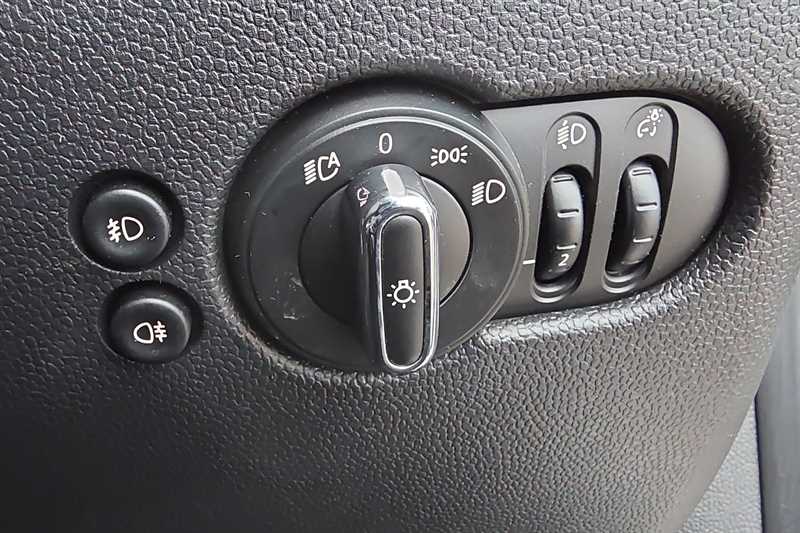 Used MINI Hatch 2020 for sale - 77512972: Photo 31