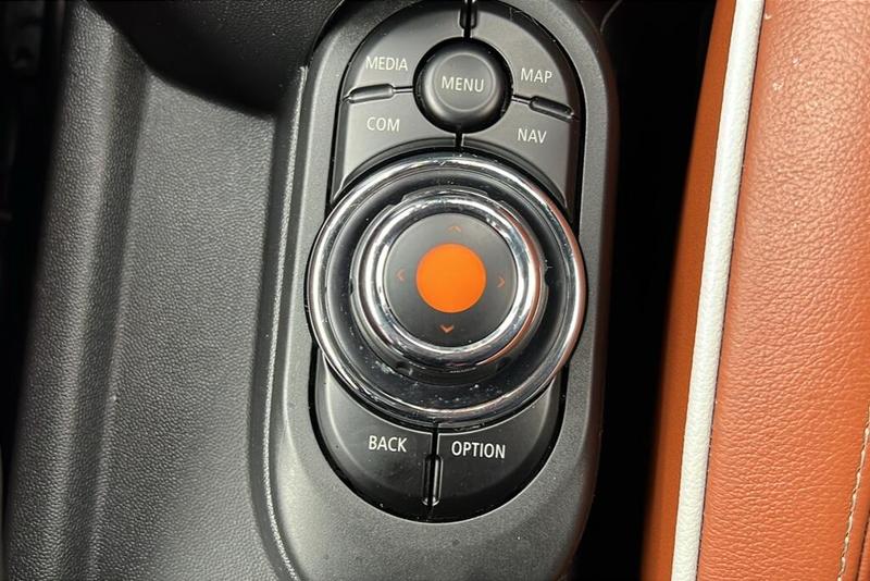 Used MINI Convertible 2020 for sale - 77472057: Photo 38