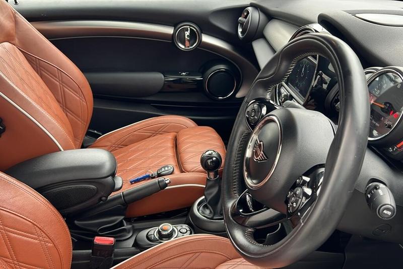 Used MINI Convertible 2020 for sale - 77146697: Photo 18