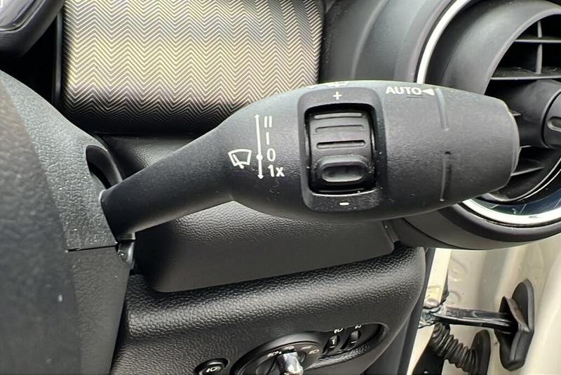 Used MINI Convertible 2020 for sale - 77146697: Photo 28