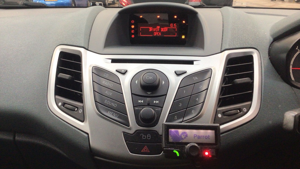 Used Ford Fiesta 2010 for sale - 77271093: Photo 11