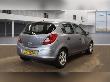 Used Vauxhall Corsa 2009 for sale - 75982150: Photo