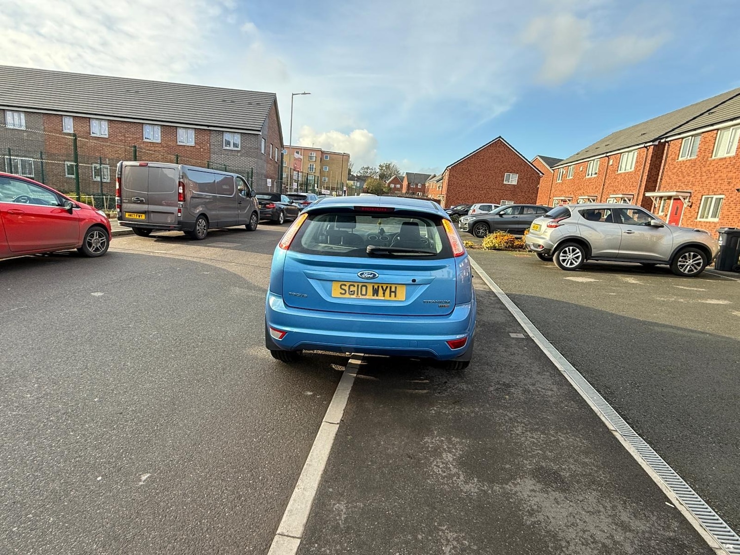 Used Ford Focus 2010 for sale - 76566704: Photo 15