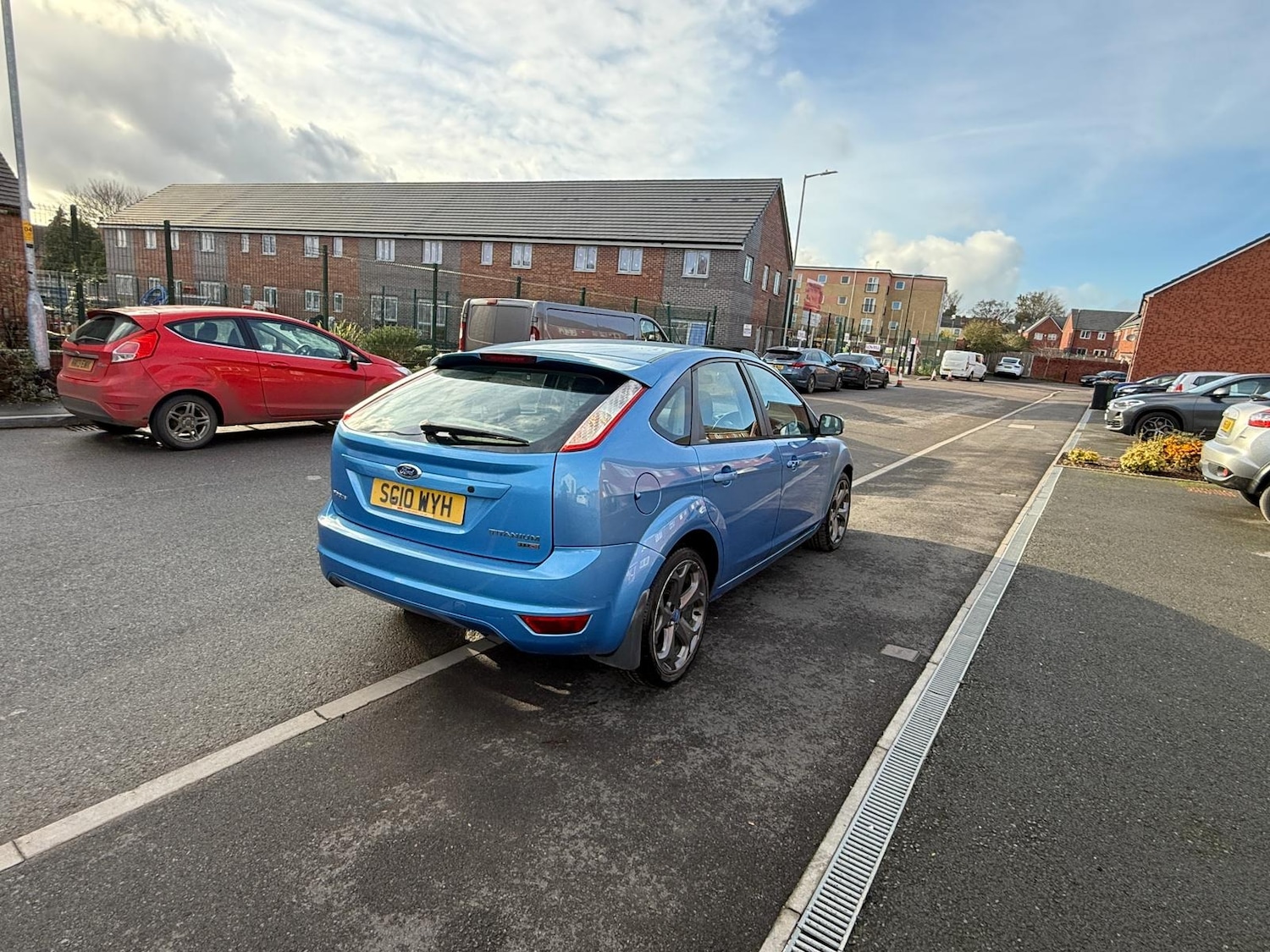 Used Ford Focus 2010 for sale - 76566704: Photo 16