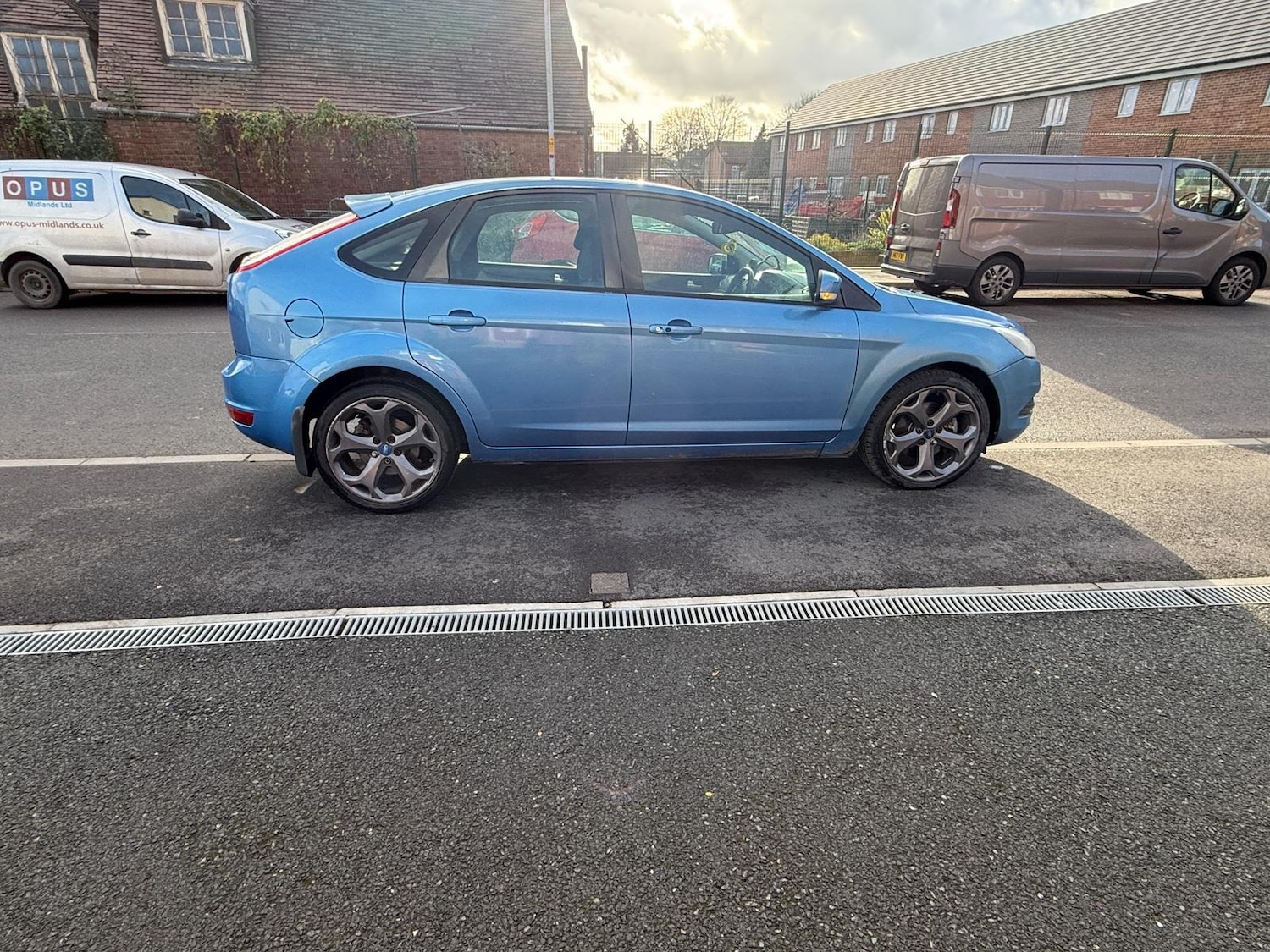 Used Ford Focus 2010 for sale - 76566704: Photo 17