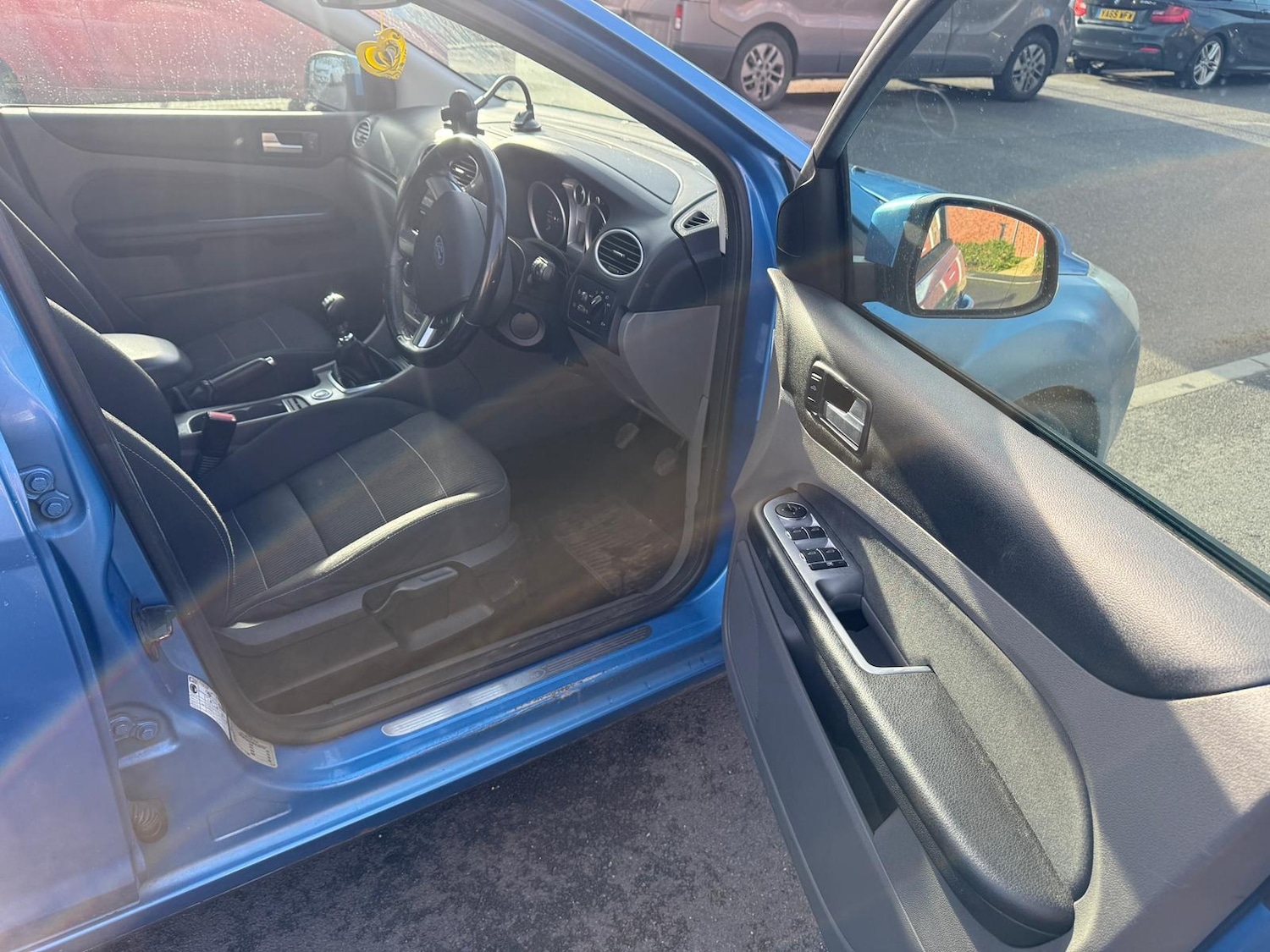 Used Ford Focus 2010 for sale - 76566704: Photo 18