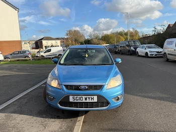 Used Ford Focus 2010 for sale - 76566704: Photo