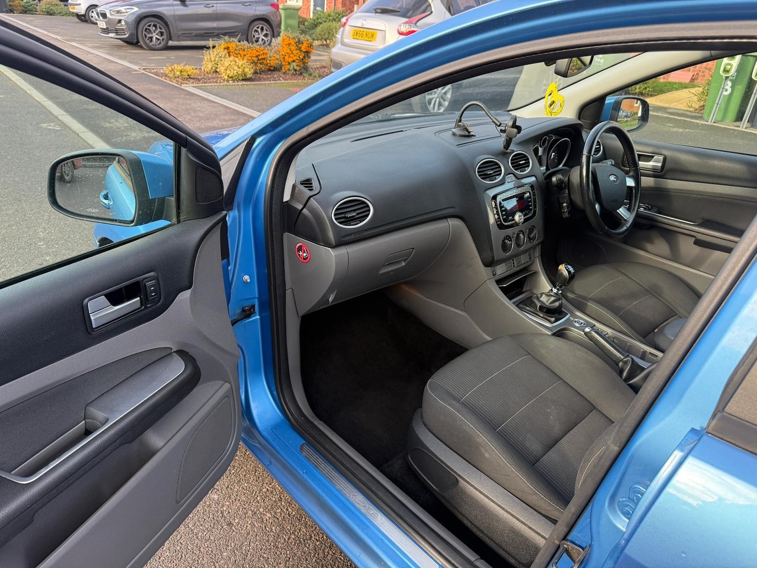 Used Ford Focus 2010 for sale - 76566704: Photo 6