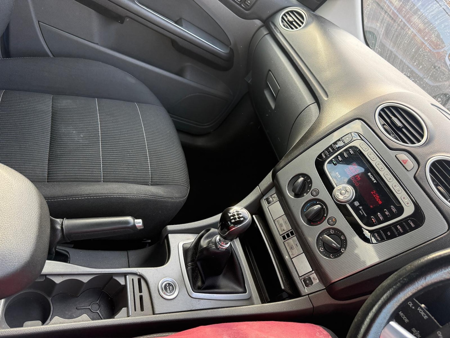 Used Ford Focus 2010 for sale - 76566704: Photo 8