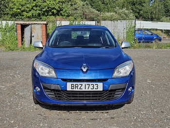 Used Renault Megane 2010 for sale - 78758526: Photo