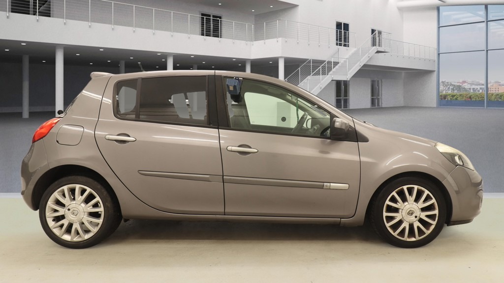 Used Renault Clio 2011 for sale - 78098967: Photo 5