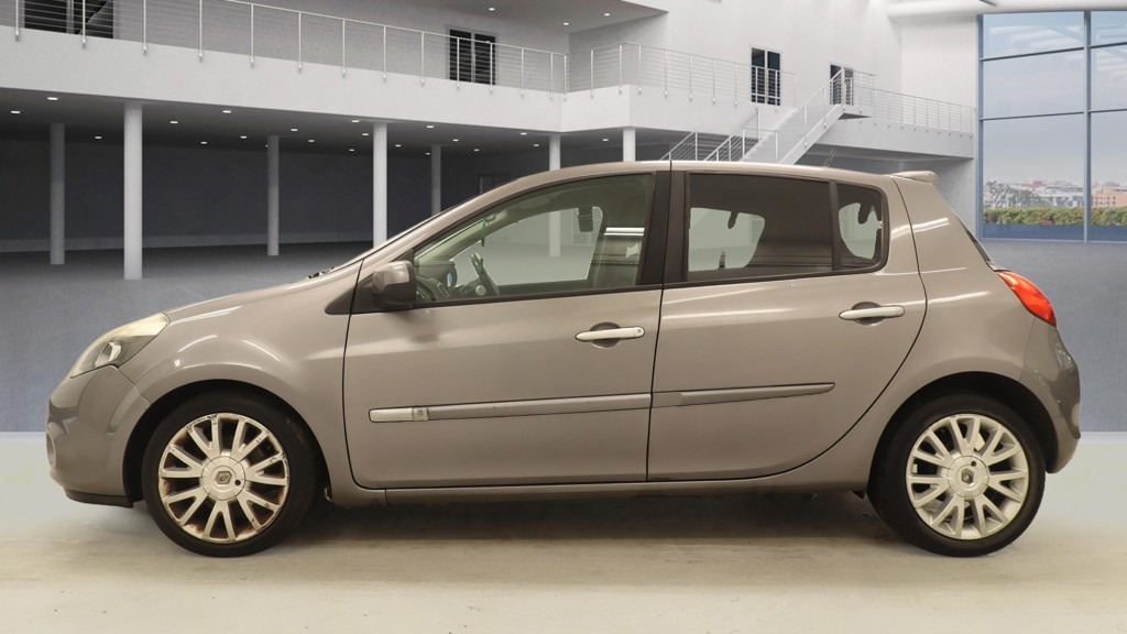 Used Renault Clio 2011 for sale - 78098967: Photo 6