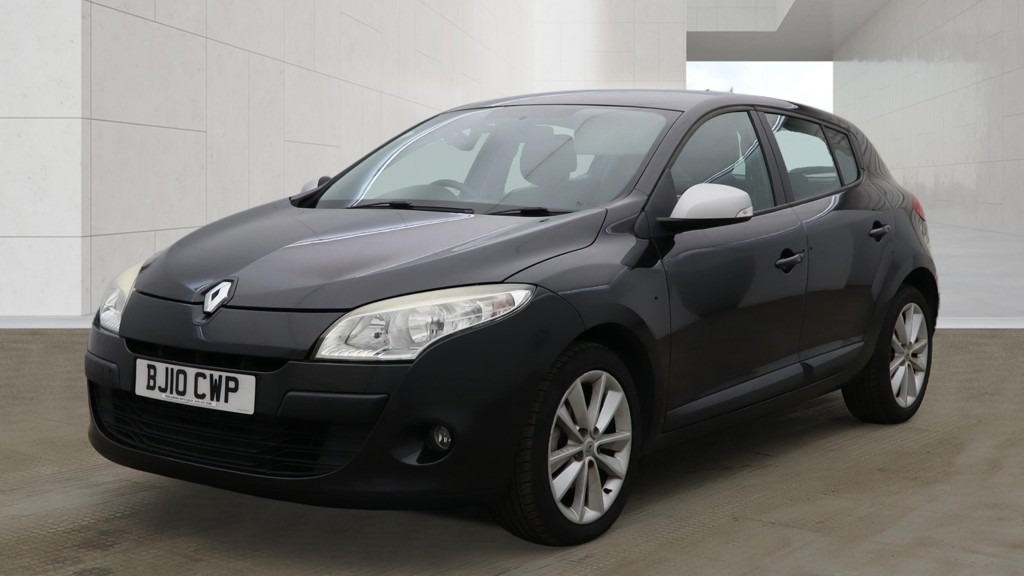 Used Renault Megane 2010 for sale - 78098947: Photo 2