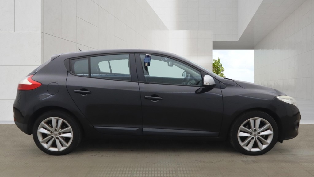 Used Renault Megane 2010 for sale - 78098947: Photo 5