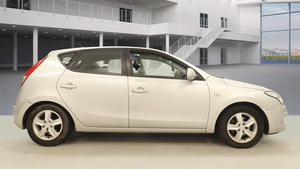 Used Hyundai i30 2009 for sale - 78099020: Photo 5
