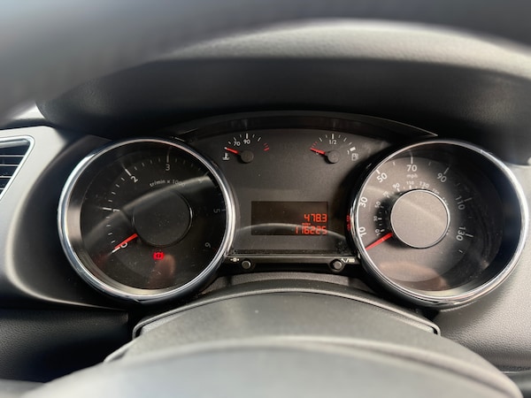 Used Peugeot 3008 2010 for sale - 75349391: Photo 8