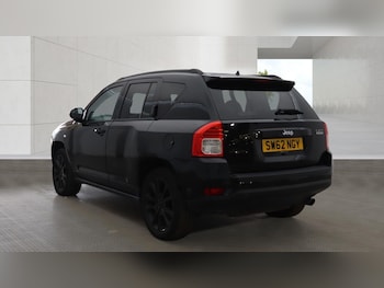 Used Jeep Compass 2012 for sale - 79314419: Photo