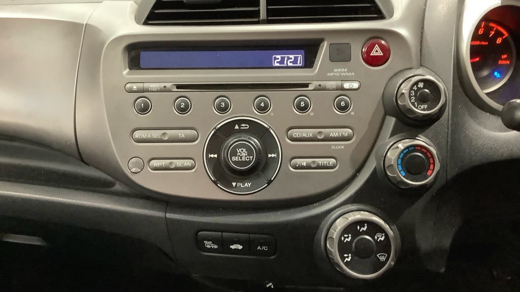 Used Honda Jazz 2008 for sale - 76940392: Photo 10