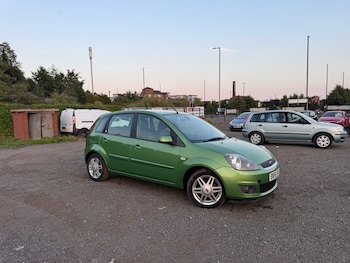 Used Ford Fiesta 2006 for sale - 79180657: Photo