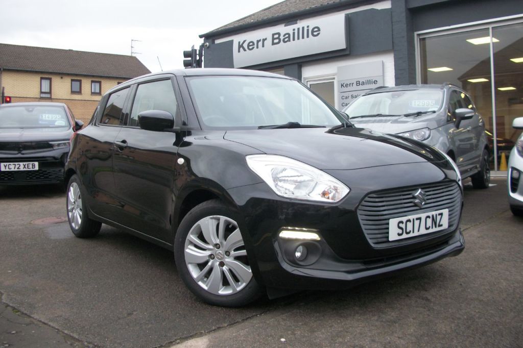 Used Suzuki Swift 2017 for sale - 76508803: Photo 1