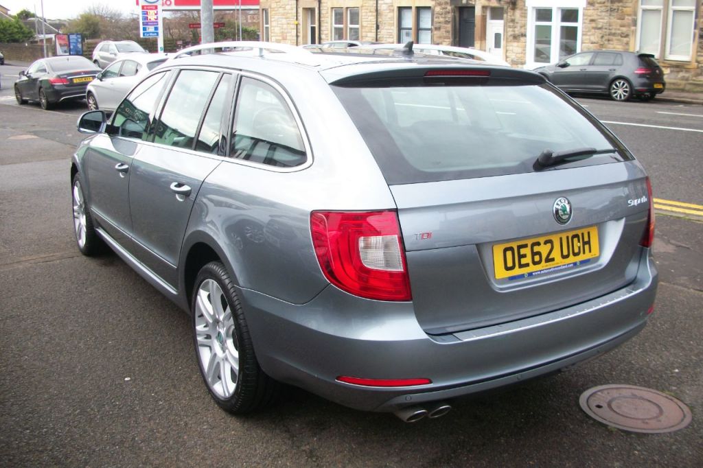 Used Skoda Superb 2013 for sale - 76469352: Photo 8