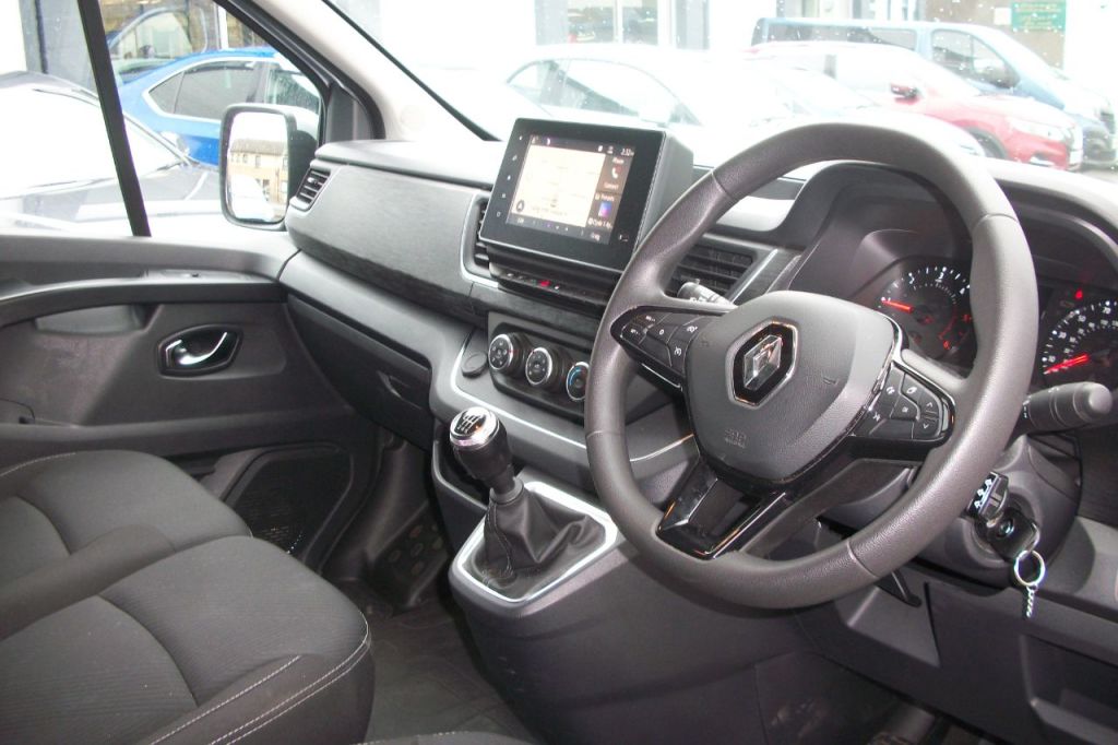 Used Renault Trafic for sale - 78055812: Photo 3