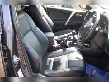 Used Toyota RAV4 2014 for sale - 79209391: Photo