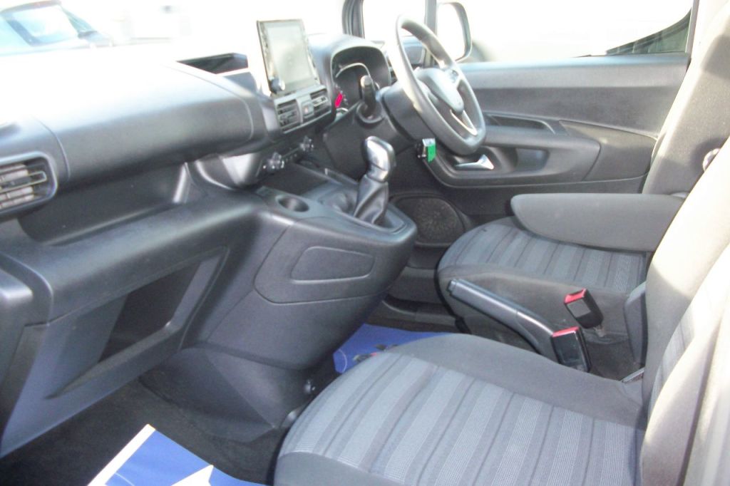 Used Vauxhall Combo Life 2020 for sale - 76355968: Photo 11