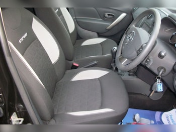 Used Dacia Sandero Stepway 2016 for sale - 77394069: Photo