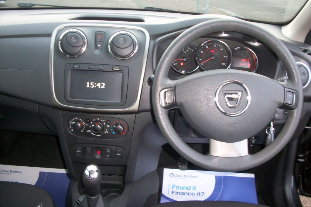 Used Dacia Sandero Stepway 2016 for sale - 77394069: Photo 4