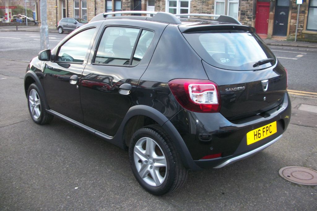 Used Dacia Sandero Stepway 2016 for sale - 77394069: Photo 9