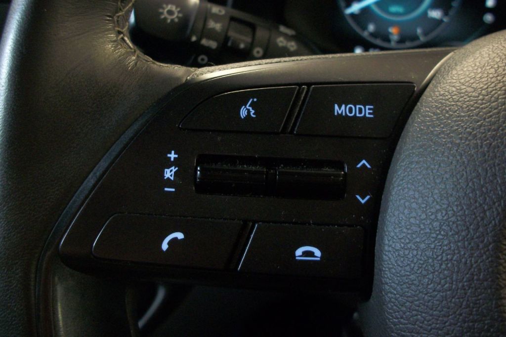 Used Hyundai BAYON 2023 for sale - 76332859: Photo 18