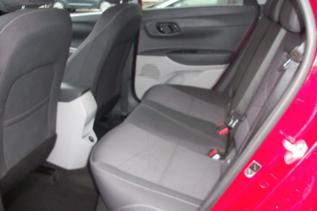 Used Hyundai BAYON 2023 for sale - 76332859: Photo 9