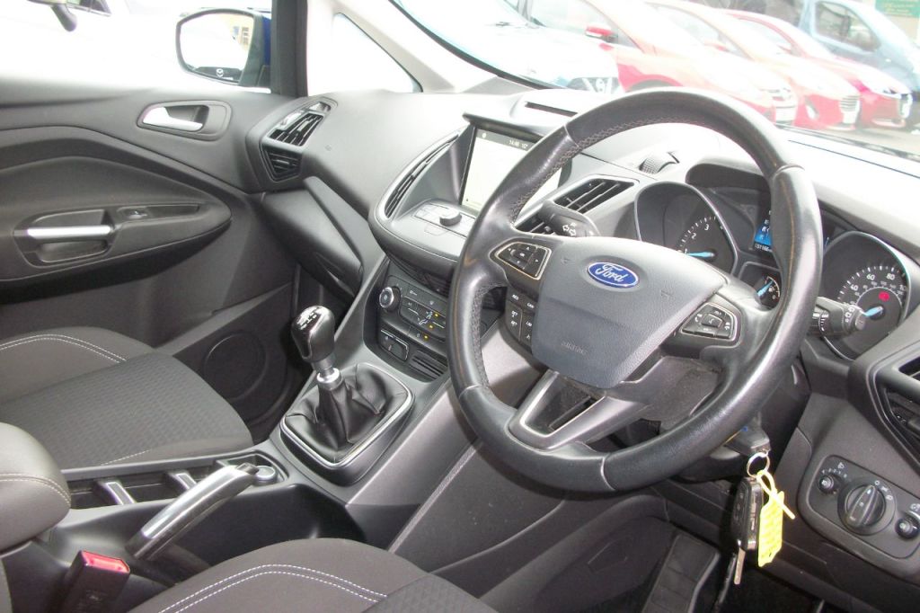 Used Ford C-Max 2017 for sale - 77557519: Photo 3