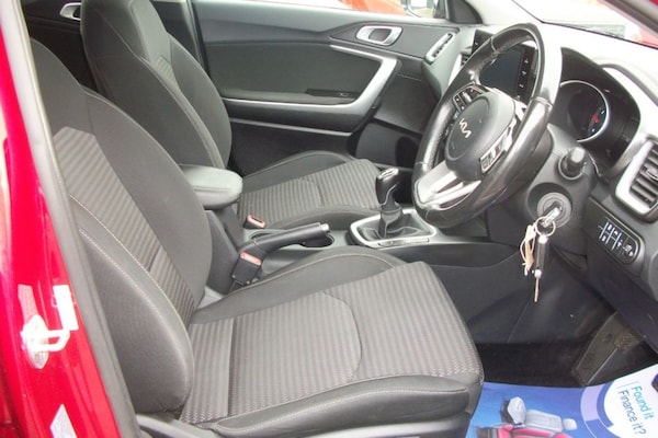 Used Kia XCeed 2022 for sale - 76235212: Photo 2